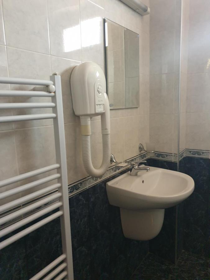 Guesthouse Kiritsovi Банско Экстерьер фото